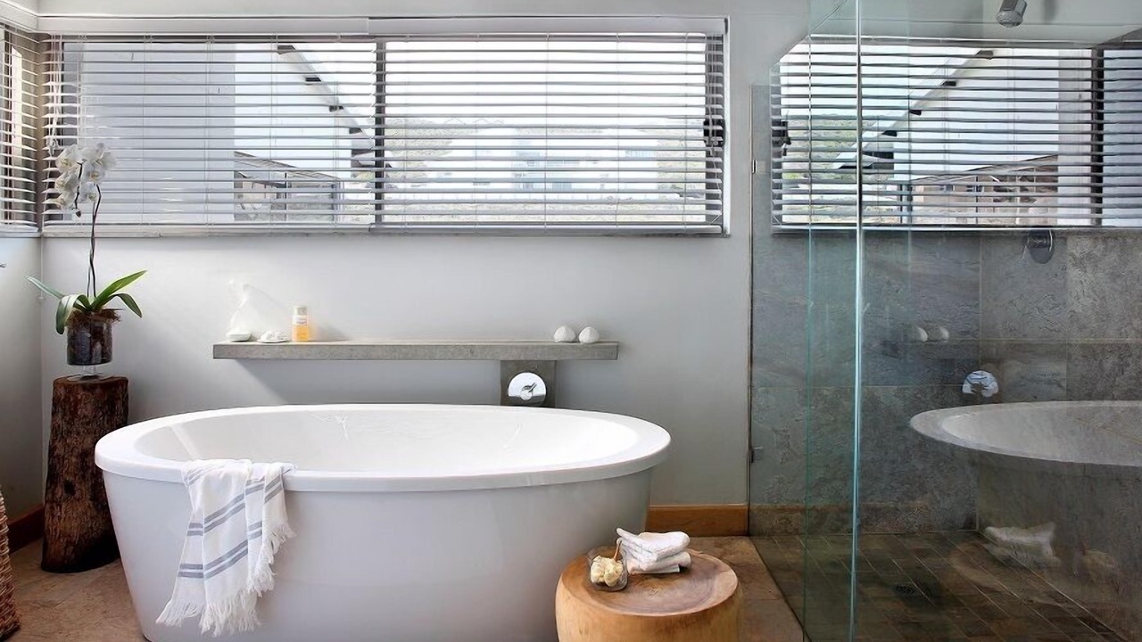 Photo of Bathroom in Yzerfontein
