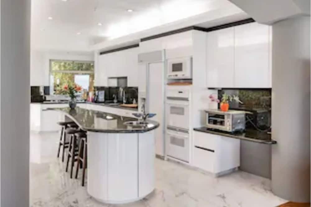 Photo of Kitchen in Marina District