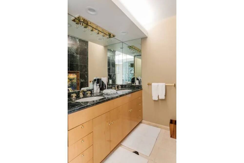 Photo of Kitchen in Marina District