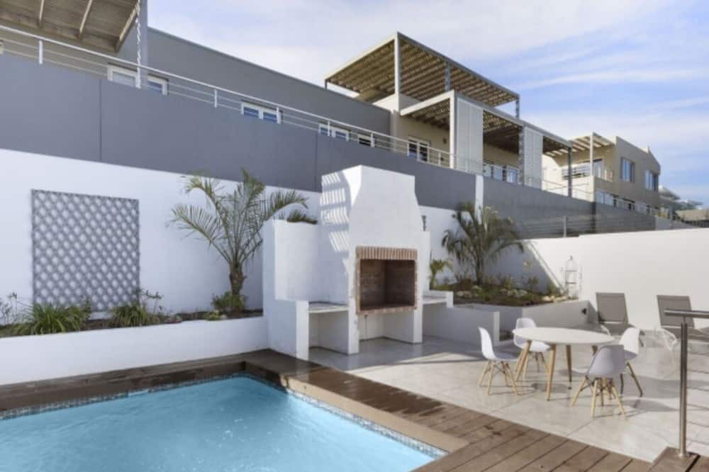Photo of Outdoor in Bloubergstrand