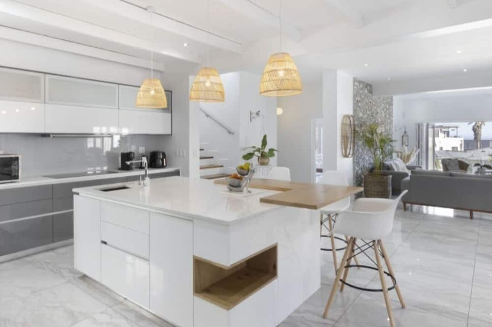 Photo of Kitchen in Bloubergstrand