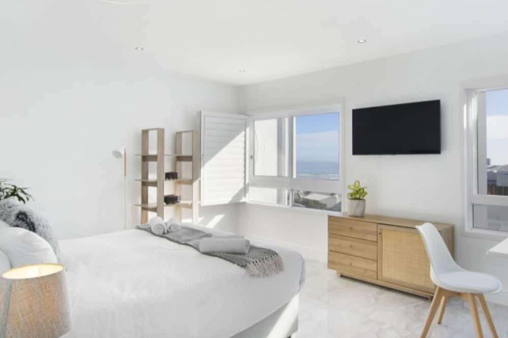 Photo of Bedroom in Bloubergstrand