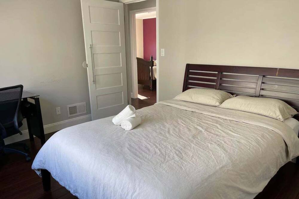 Photo of Bedroom in St. Francis