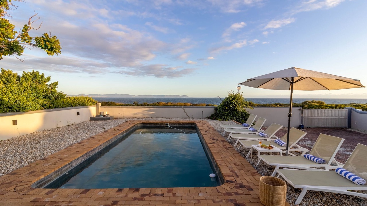 Photo of Outdoor in Westcliff