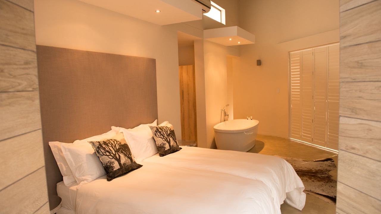Photo of Bedroom in Thorny Bush Game Reserve