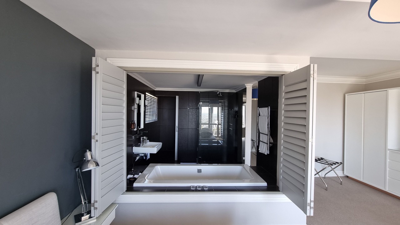 Photo of Bathroom in Mountainside