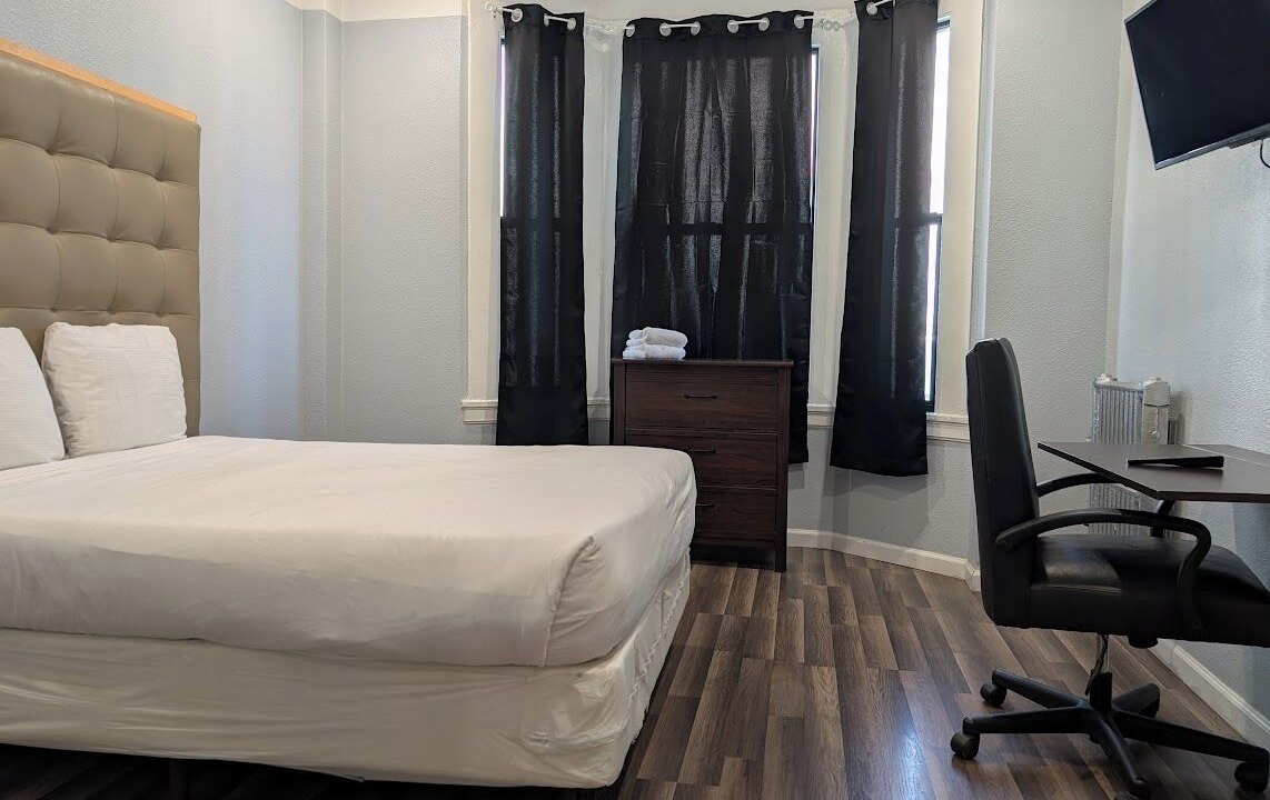 Photo of Bathroom in Mid-Market
