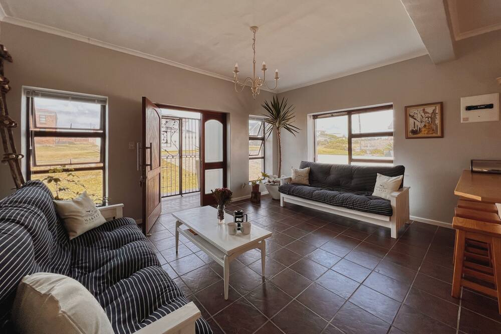 Photo of Livingroom in Struisbaai