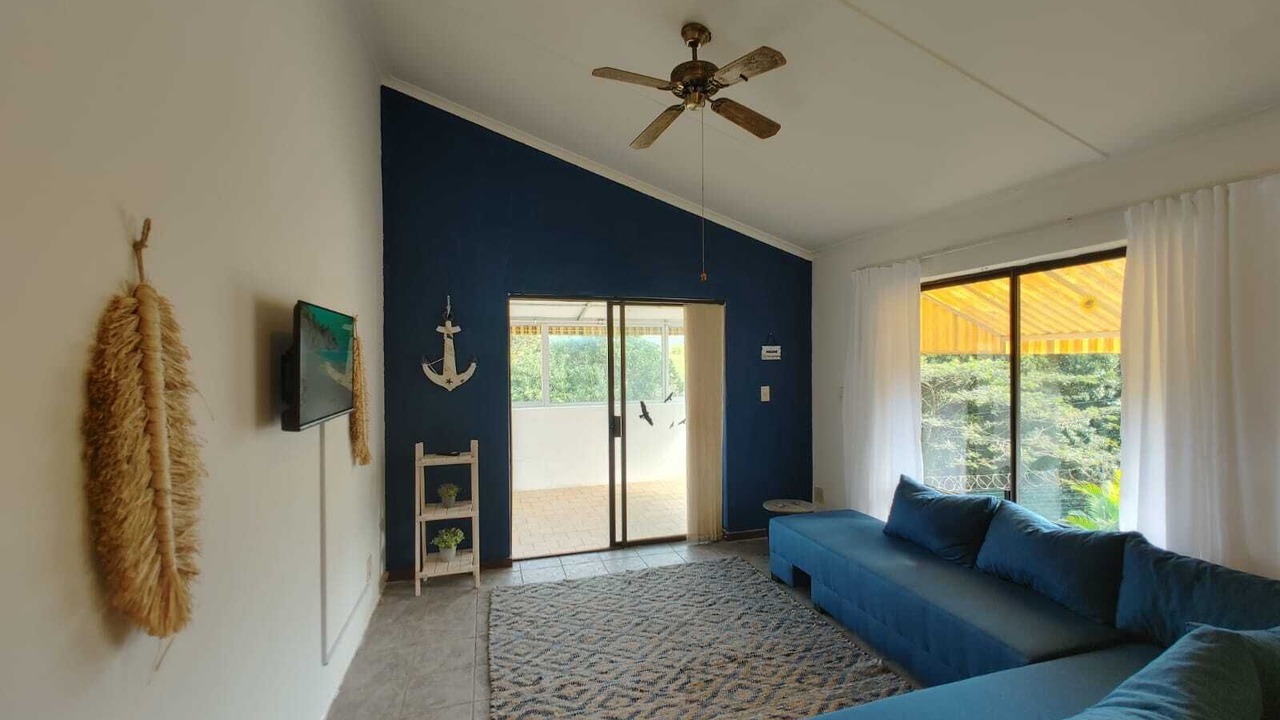 Photo of Livingroom in Hibberdene