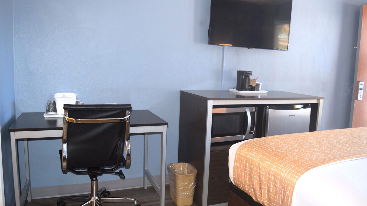 Photo of Bedroom in Hayes Valley