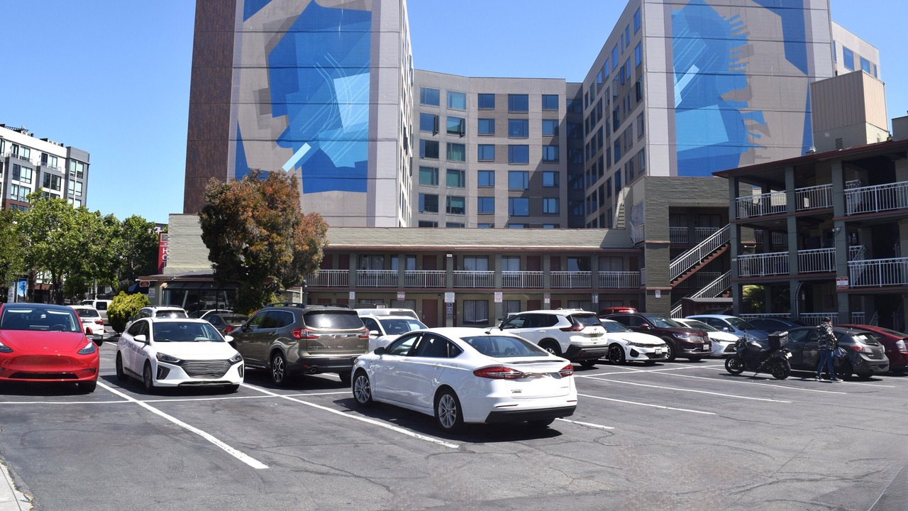 Photo of Buildings in Hayes Valley