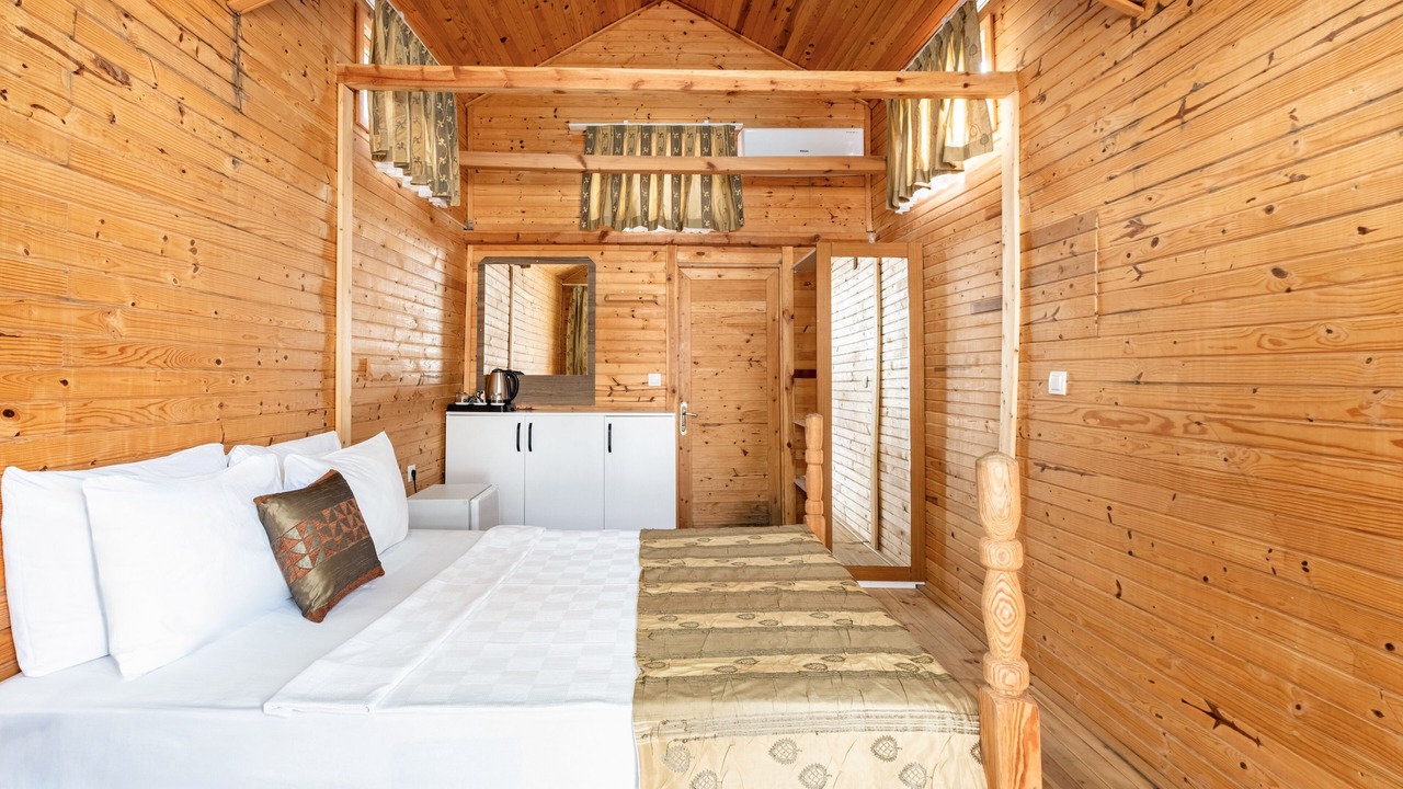 Photo of Bedroom in Akbuk