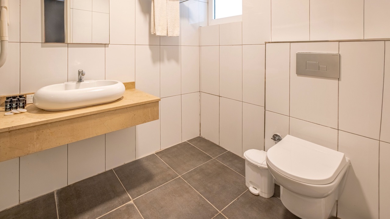 Photo of Bathroom in Akbuk