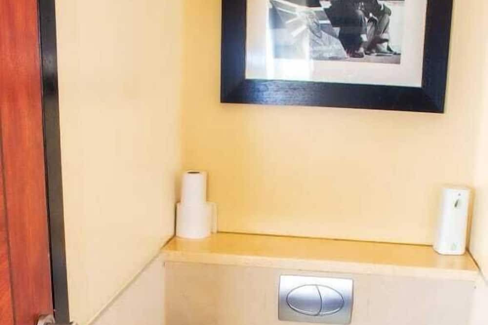 Photo of Bathroom in Sandown