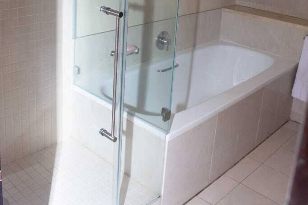Photo of Bathroom in Sandown