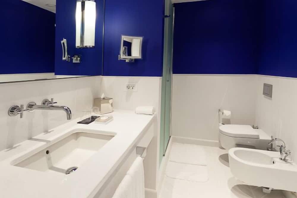 Photo of Bathroom in Golturkbuku