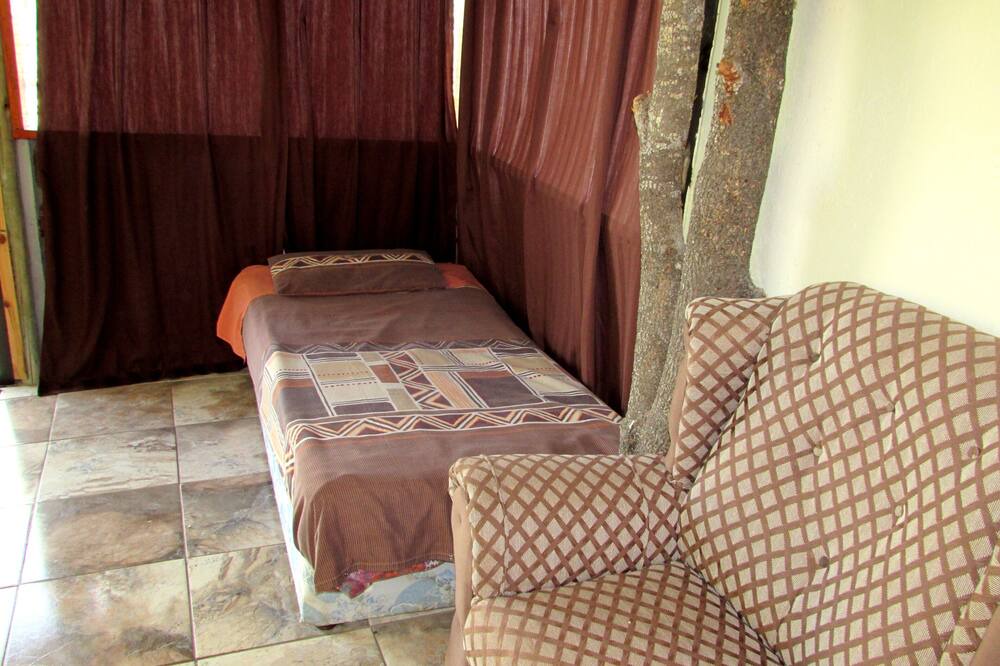 Photo of Livingroom in Thorny Bush Game Reserve