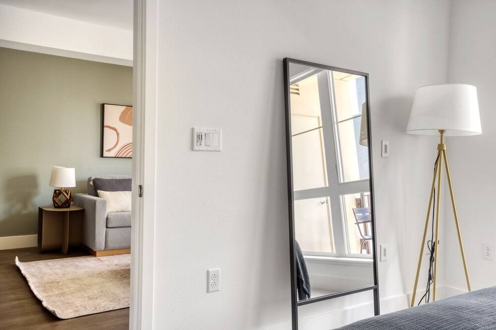 Photo of Bedroom in Central San Mateo