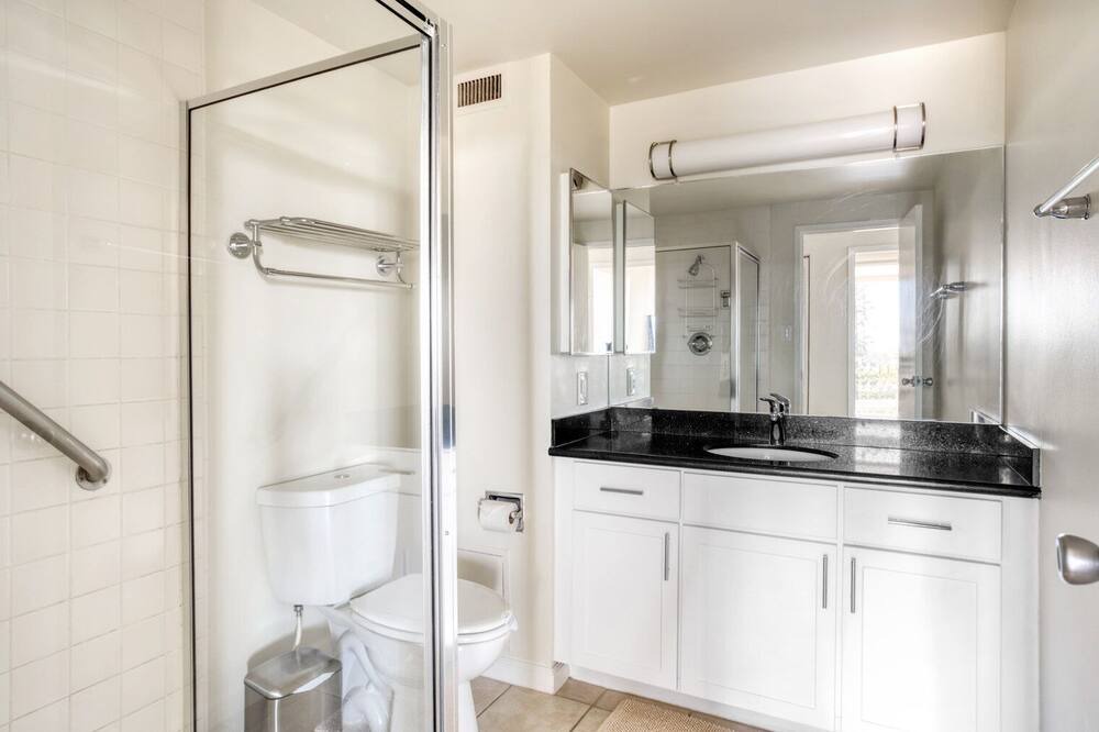 Photo of Bedroom in Central San Mateo