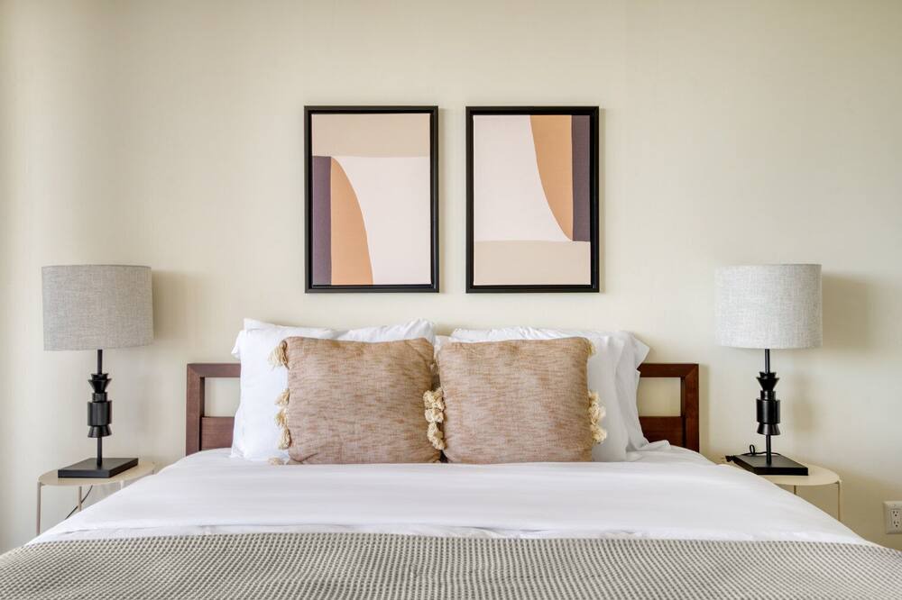 Photo of Bedroom in Central San Mateo