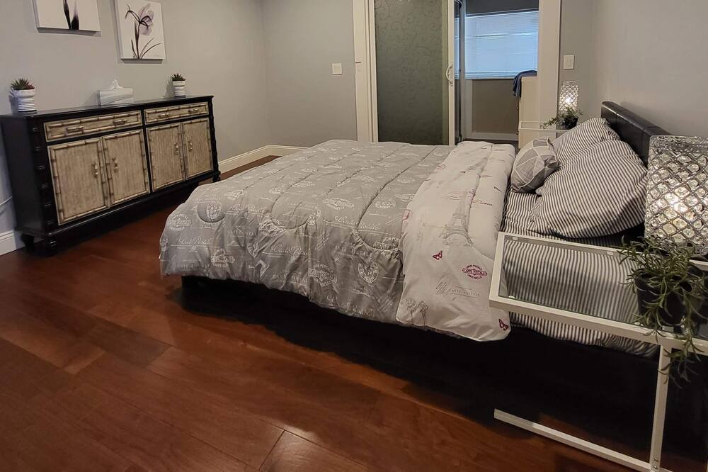 Photo of Bedroom in Evergreen