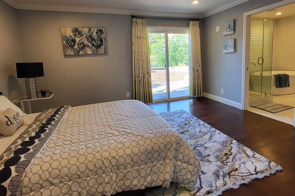 Photo of Bedroom in Evergreen