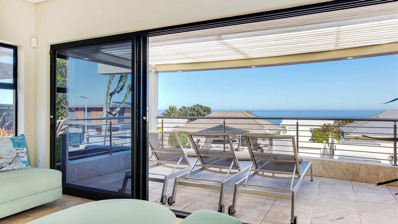 Photo of Patio Balcony in Bantry Bay