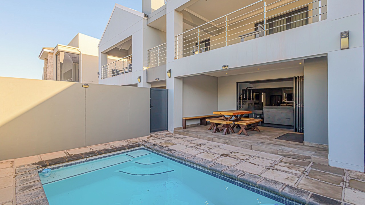 Photo of Outdoor in Calypso Beach