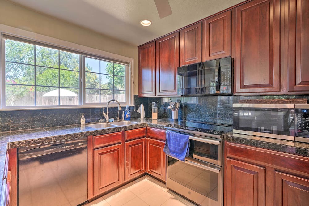 Photo of Kitchen in South Natomas