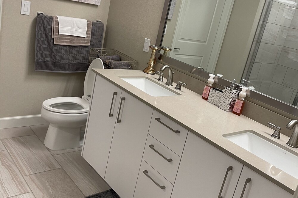 Photo of Bathroom in Willow Creek