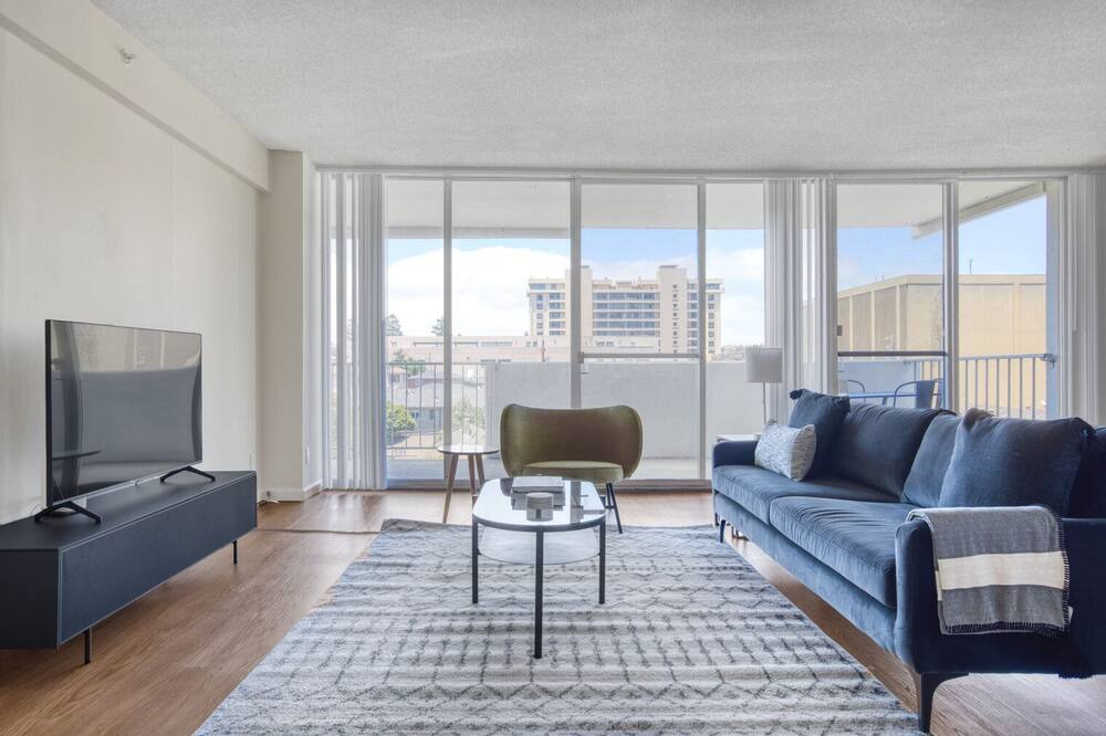 Photo of Livingroom in Central San Mateo