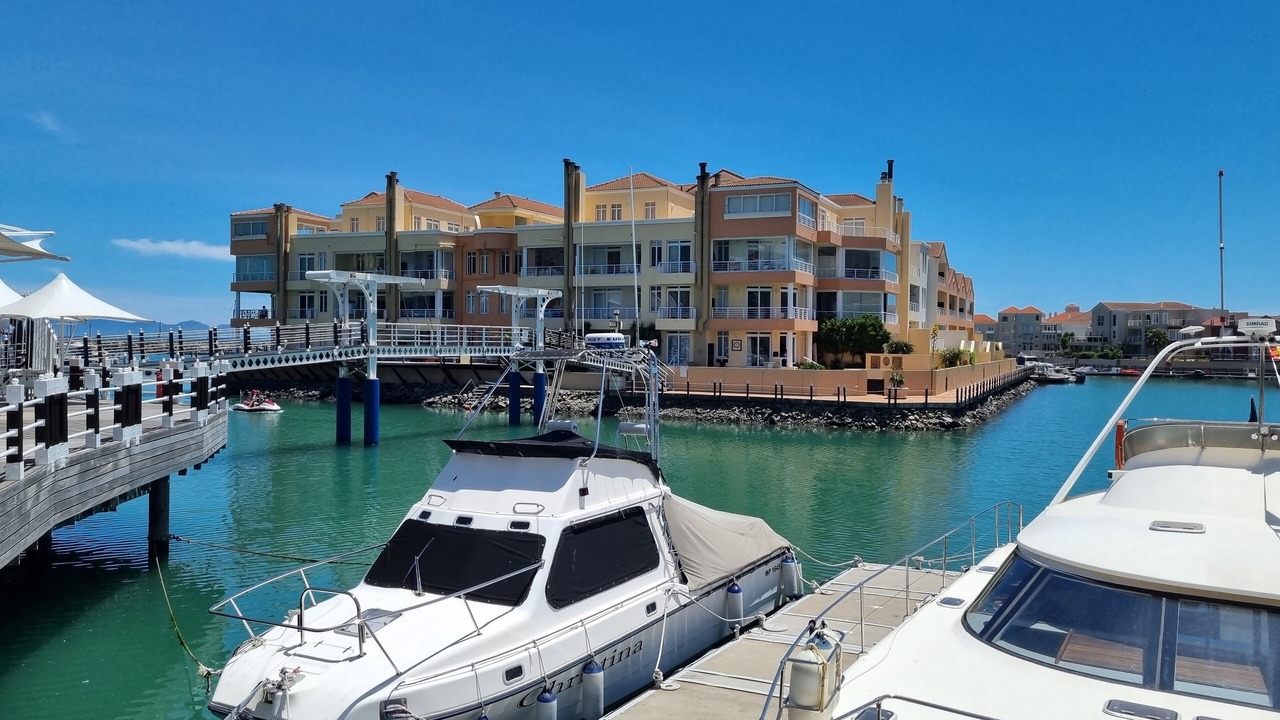 Photo of Others in Gordon's Bay