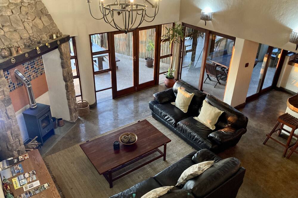 Photo of Livingroom in Assagay