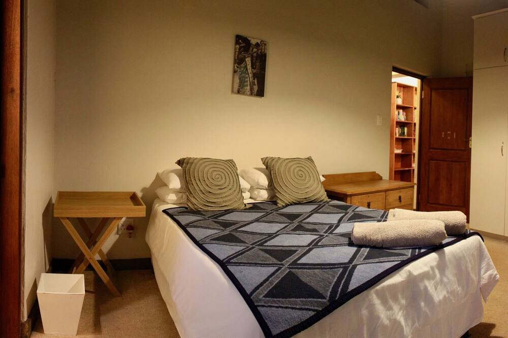 Photo of Bedroom in Assagay