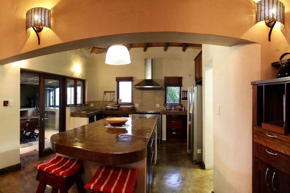 Photo of Kitchen in Assagay