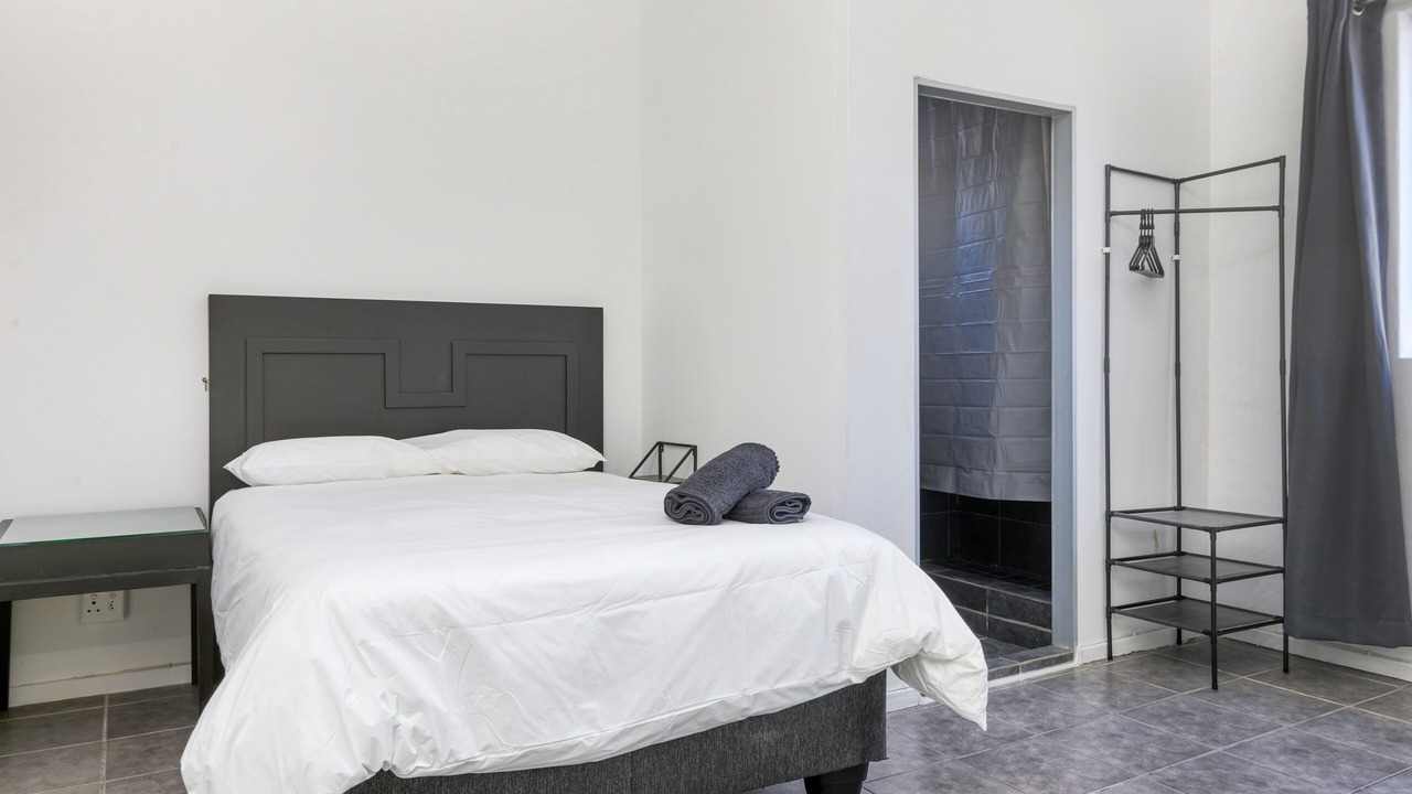 Photo of Bedroom in Sea Point