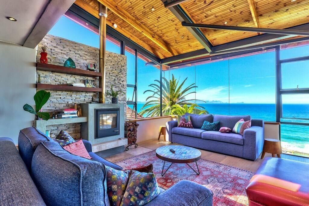 Photo of Livingroom in St. James