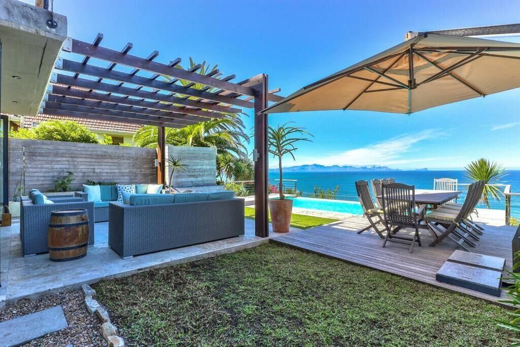 Photo of Outdoor in St. James
