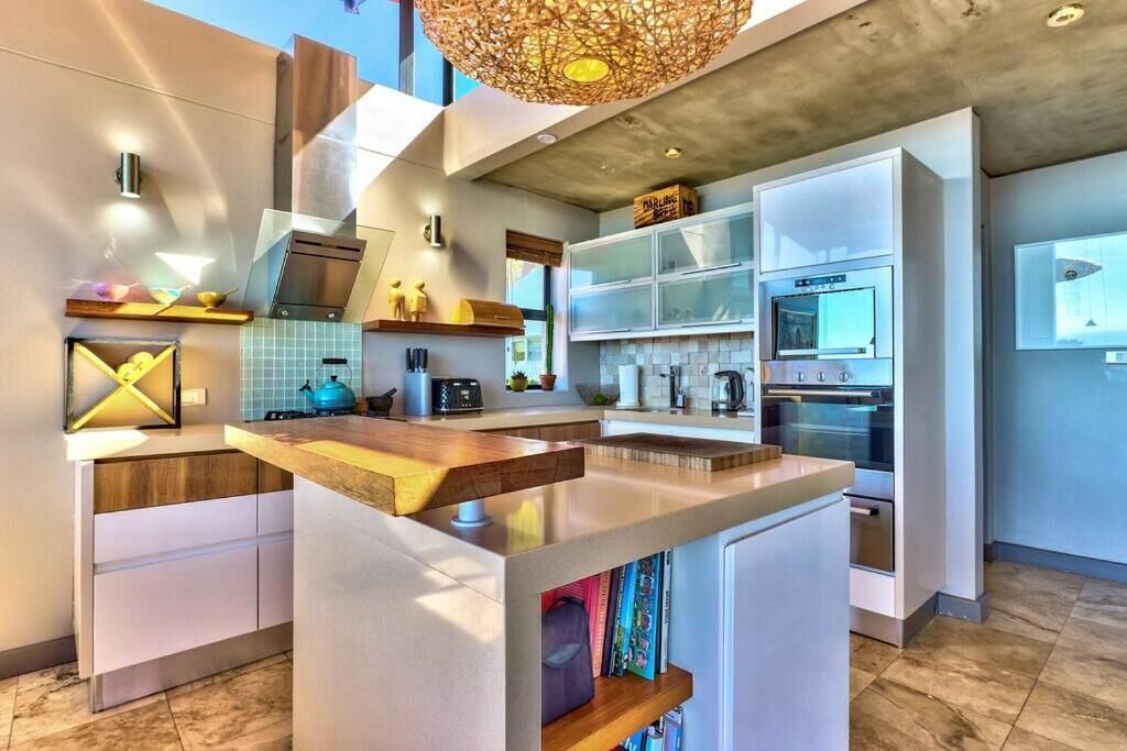 Photo of Kitchen in St. James