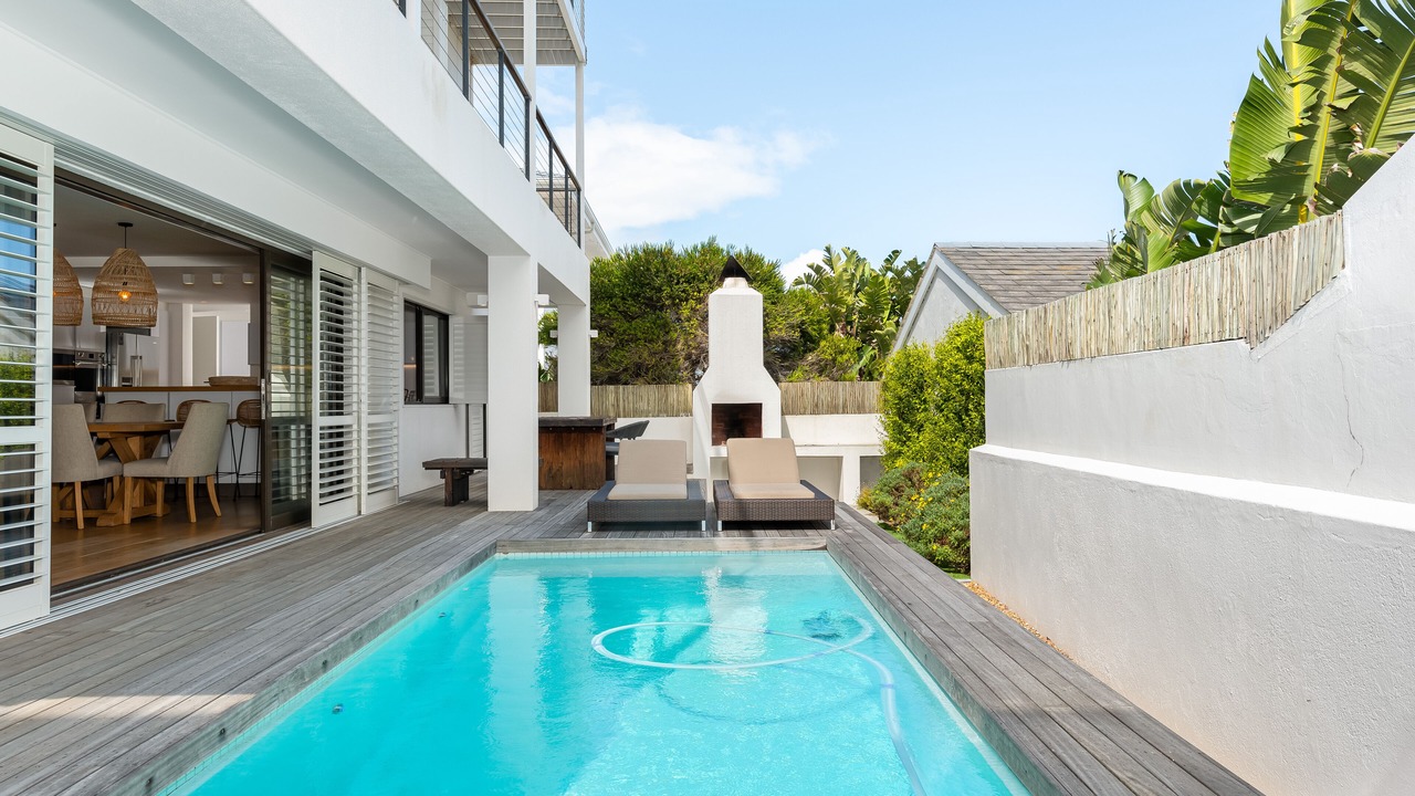 Photo of Outdoor in Bloubergstrand