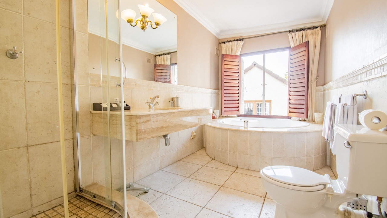 Photo of Bathroom in Morningside