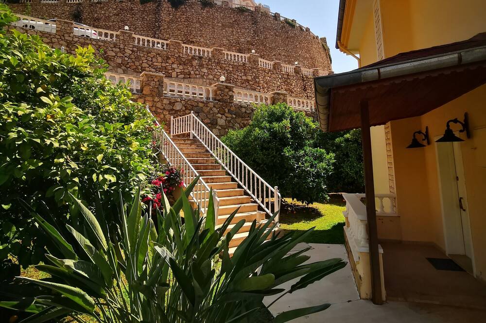Photo of Outdoor in Seki