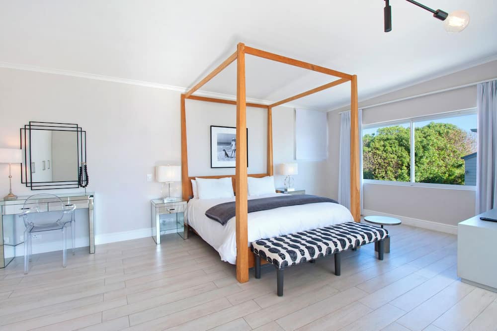 Photo of Bedroom in Kommetjie