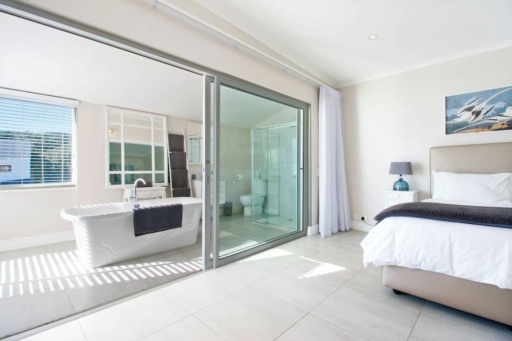 Photo of Bedroom in Kommetjie