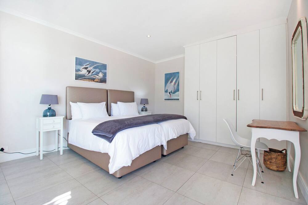 Photo of Bedroom in Kommetjie