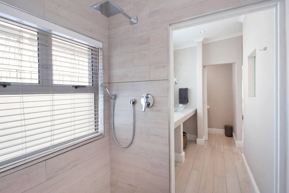 Photo of Bathroom in Kommetjie