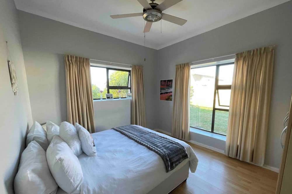 Photo of Bedroom in Struisbaai