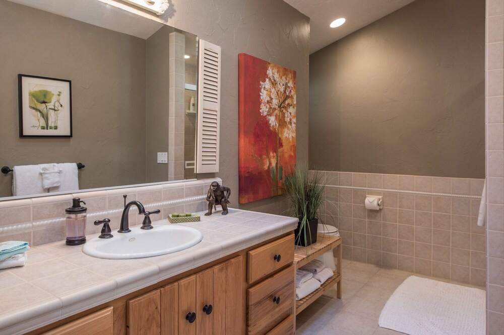 Photo of Bathroom in Del Rey Oaks