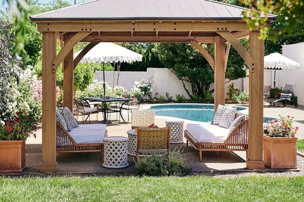Photo of Outdoor in Eldridge