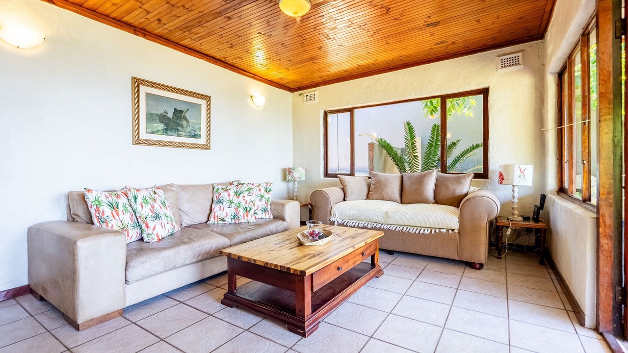 Photo of Livingroom in Umdloti